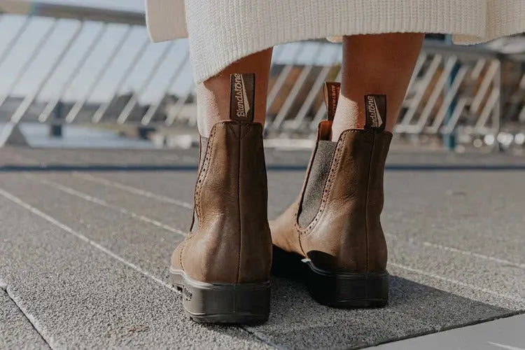 2151 - Antique Brown Boots